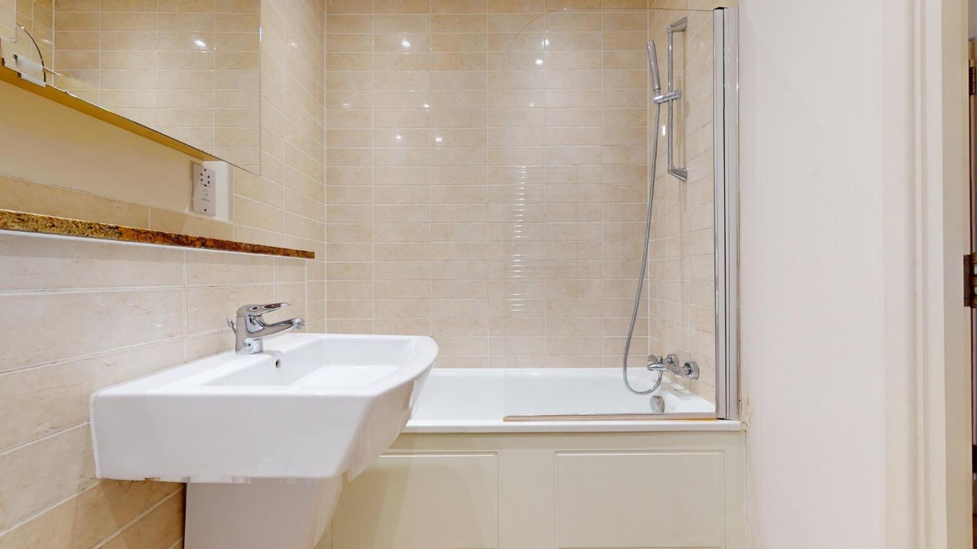Leilighet Cozy 2 Bedroom Flat In Central *