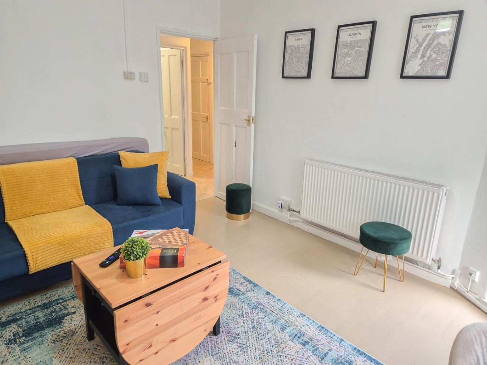Apartment Like 2-bedroom Flat With Free Wi-fi In White City, Hammersmith, Shepherds Bush London