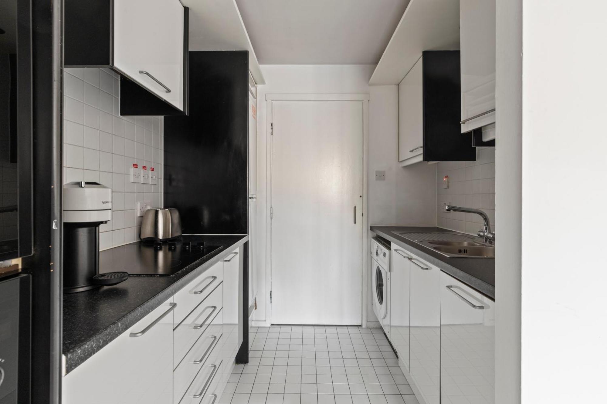 Londwell, Knightsbridge Luxury Balcony Penthouse Londen