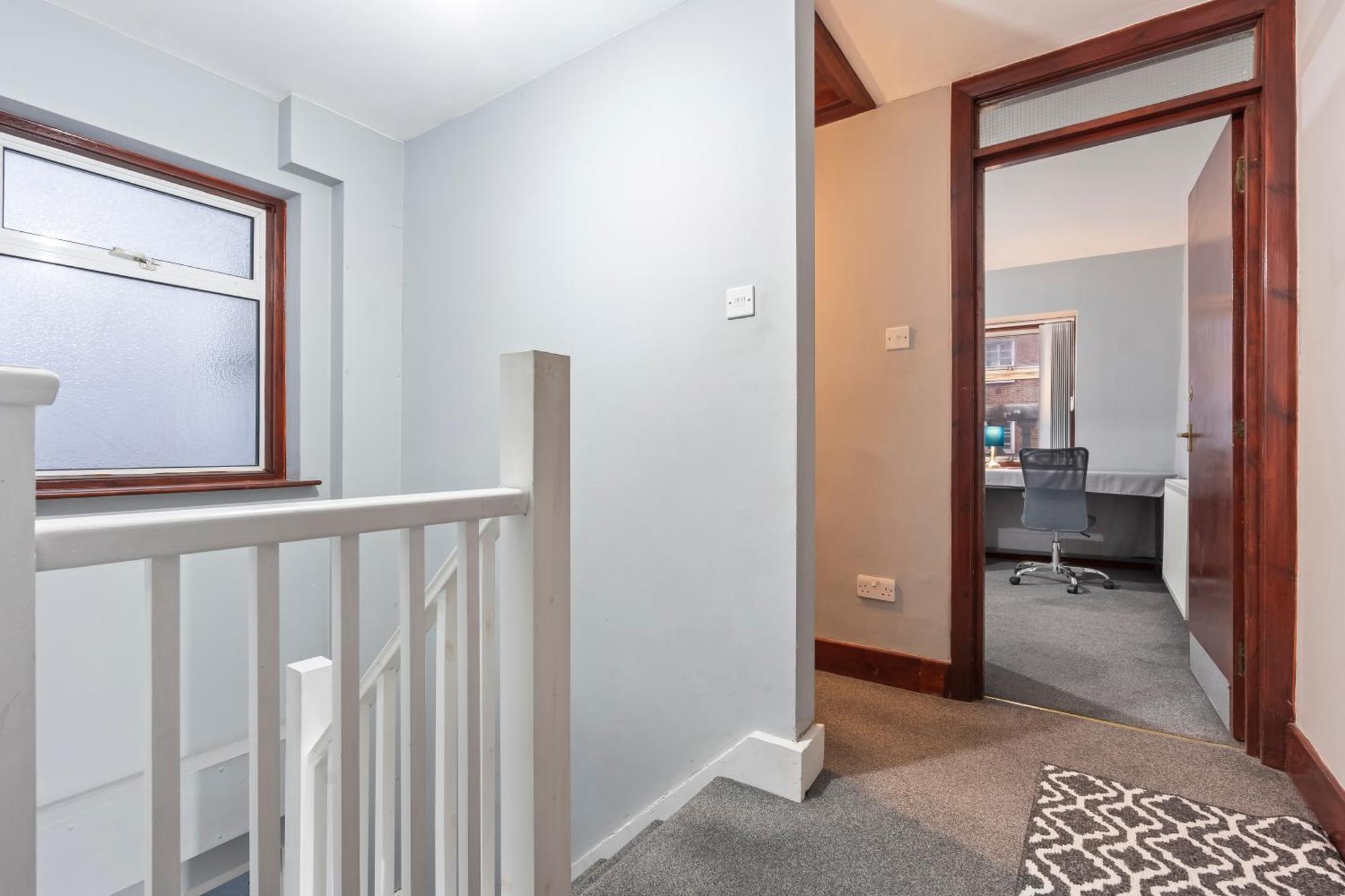 Spacious 3br Flat In Paddington And Hyde Park * London