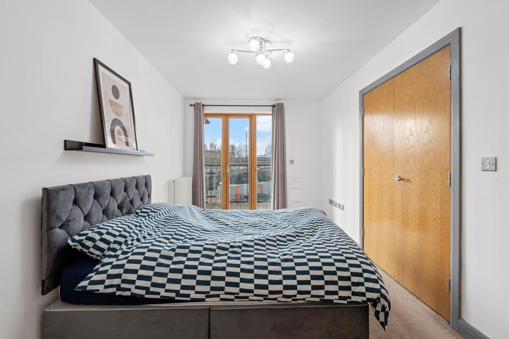 Apartment Luxury Silvertown Way
