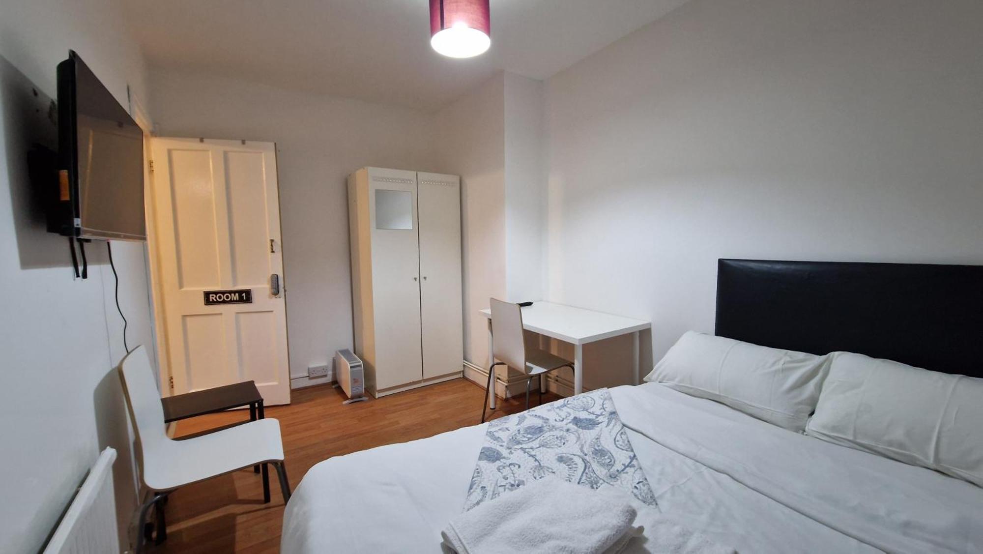 The Cosy Newcourt House, 6-sleeper - 15 Minutes From Zone 1 Apartamento Londres