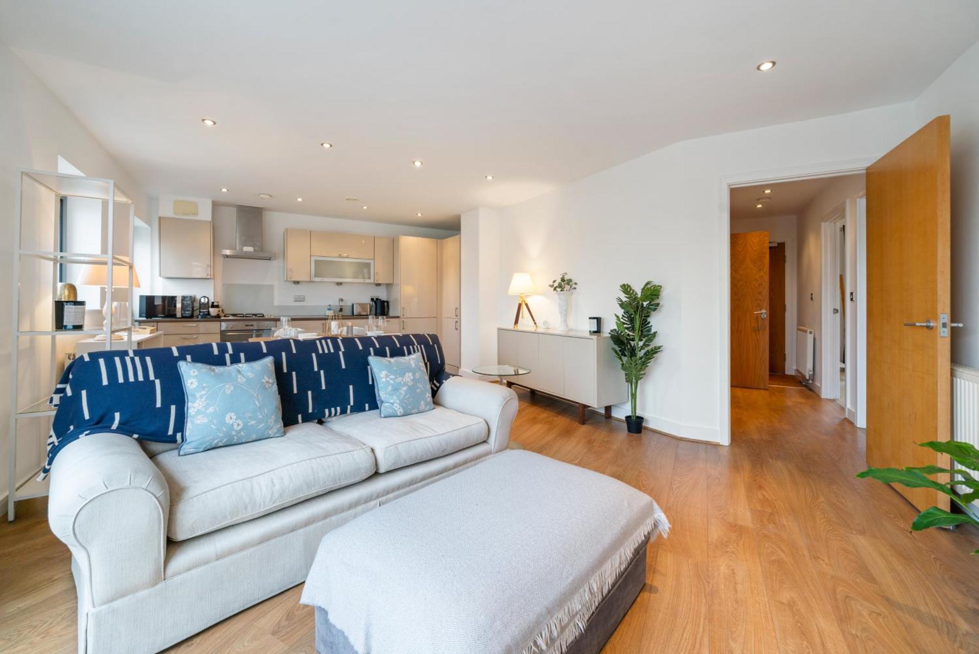 Charming Modern Flat In Battersea London