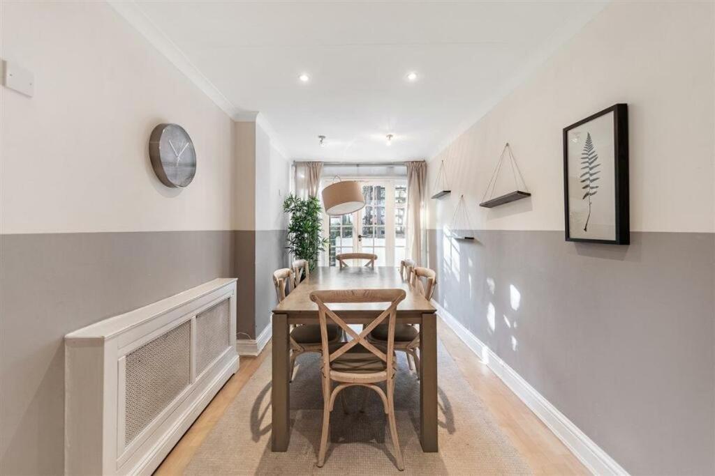 Pelham Apartment