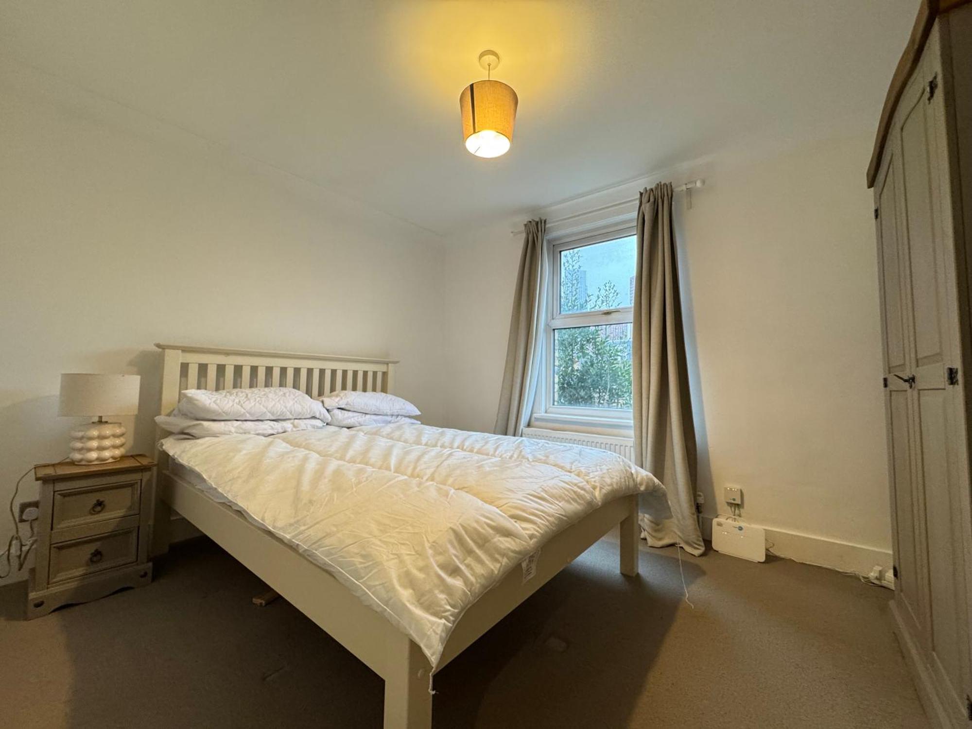 Charming 4bd 6 Mins From Nine Elms Station Сasa de vacaciones *