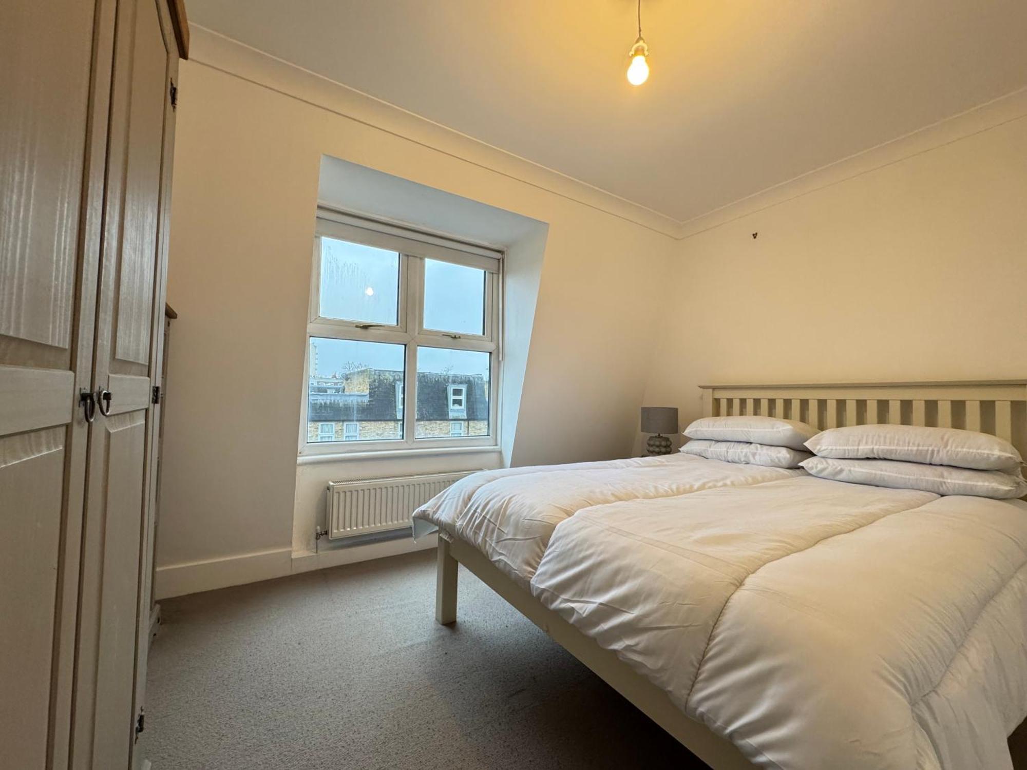 Сasa de vacaciones Charming 4bd 6 Mins From Nine Elms Station *