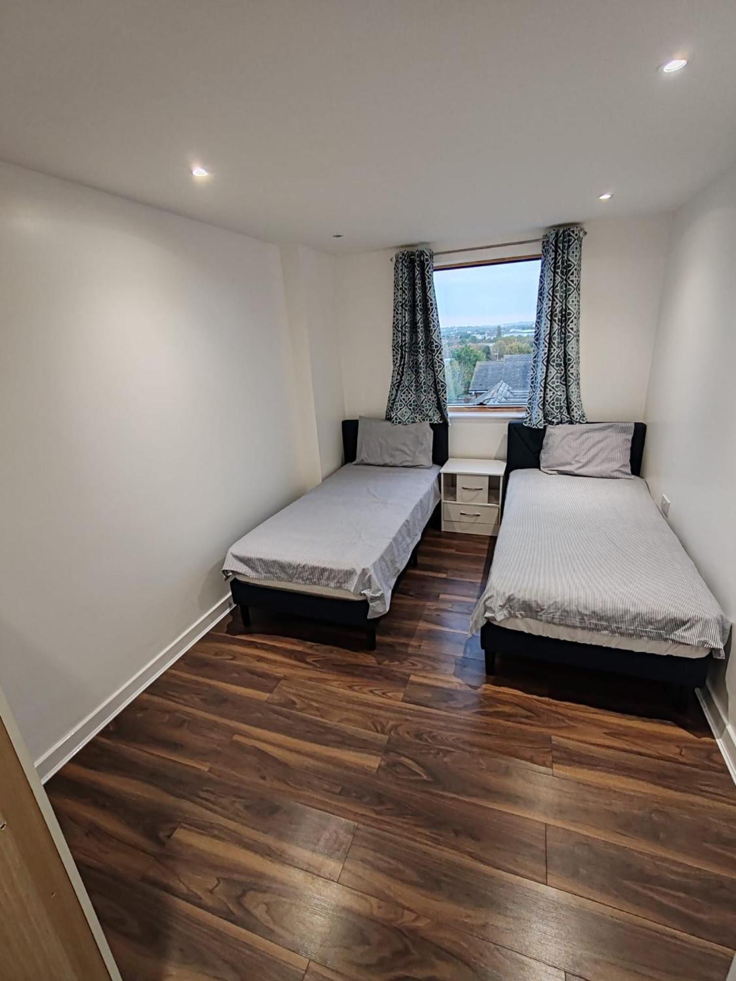 Appartement With Wembley View *