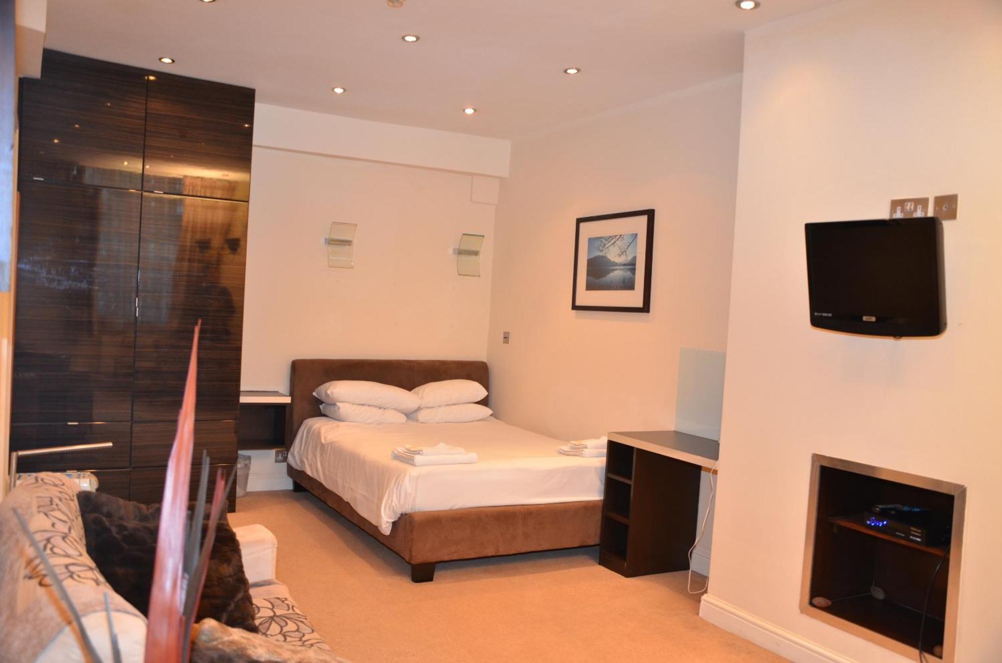 Hotel Amber Hotel-suites