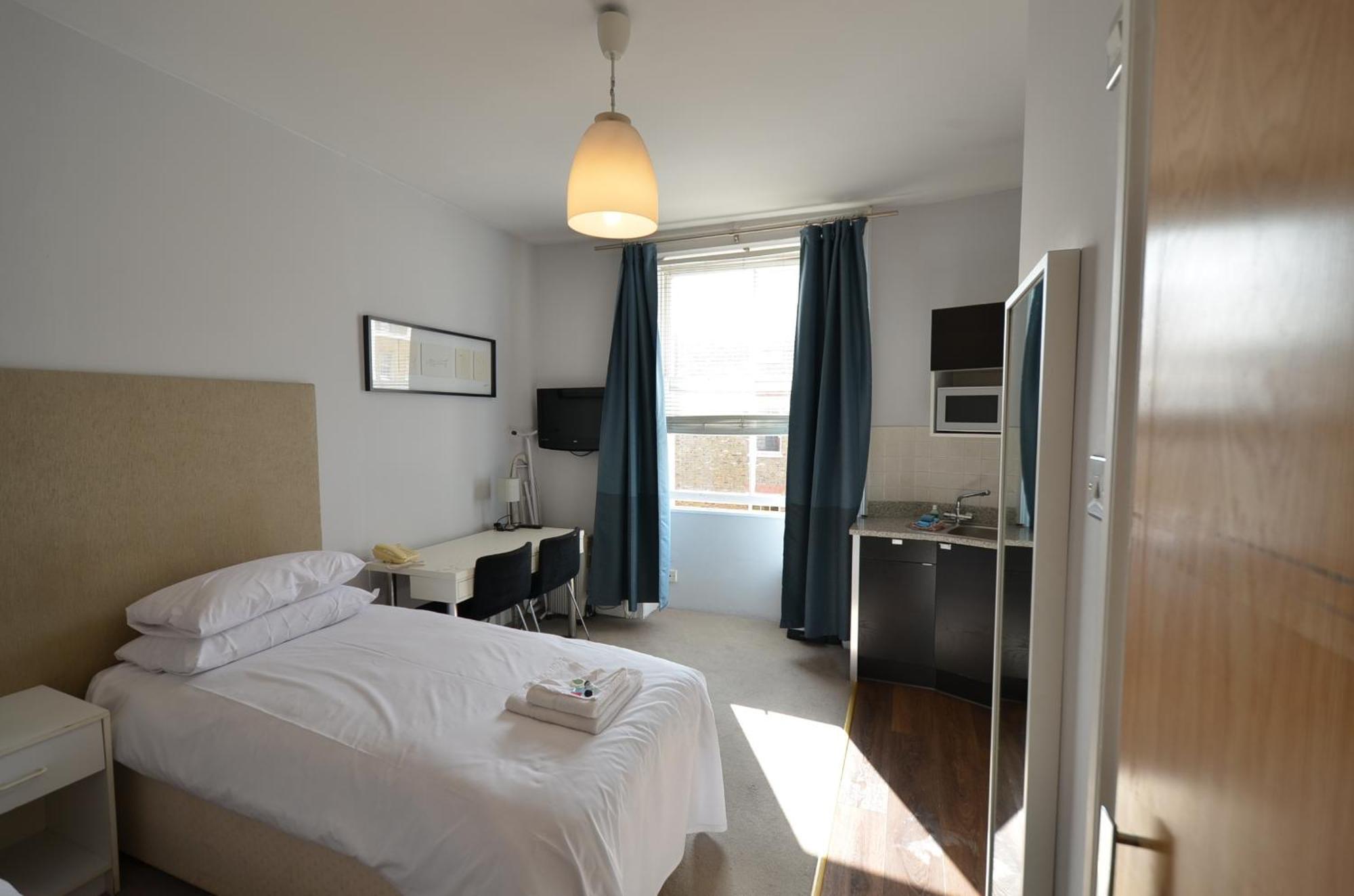Amber Hotel-suites Hotel 3*