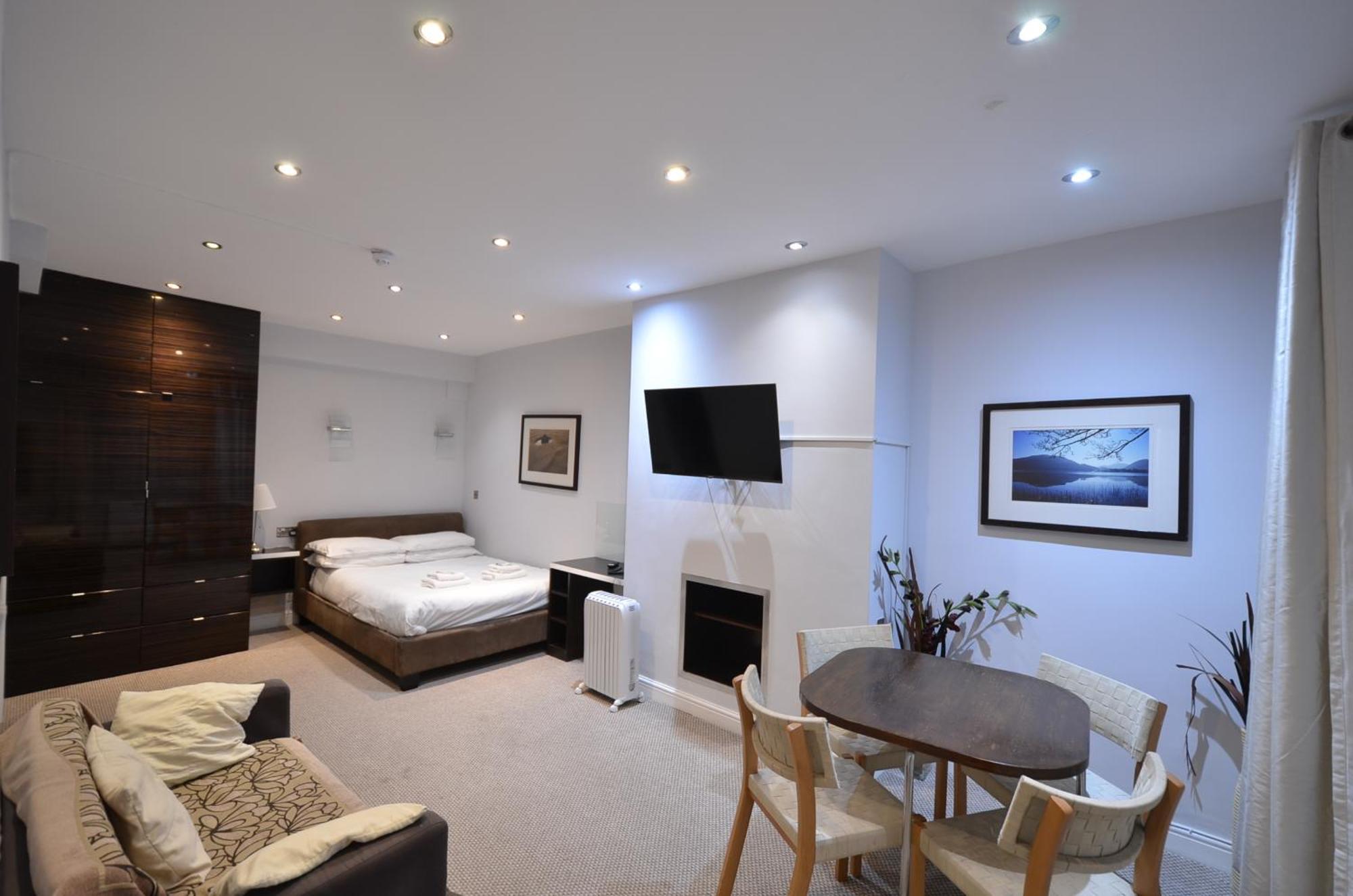 Amber Hotel-suites Hotel