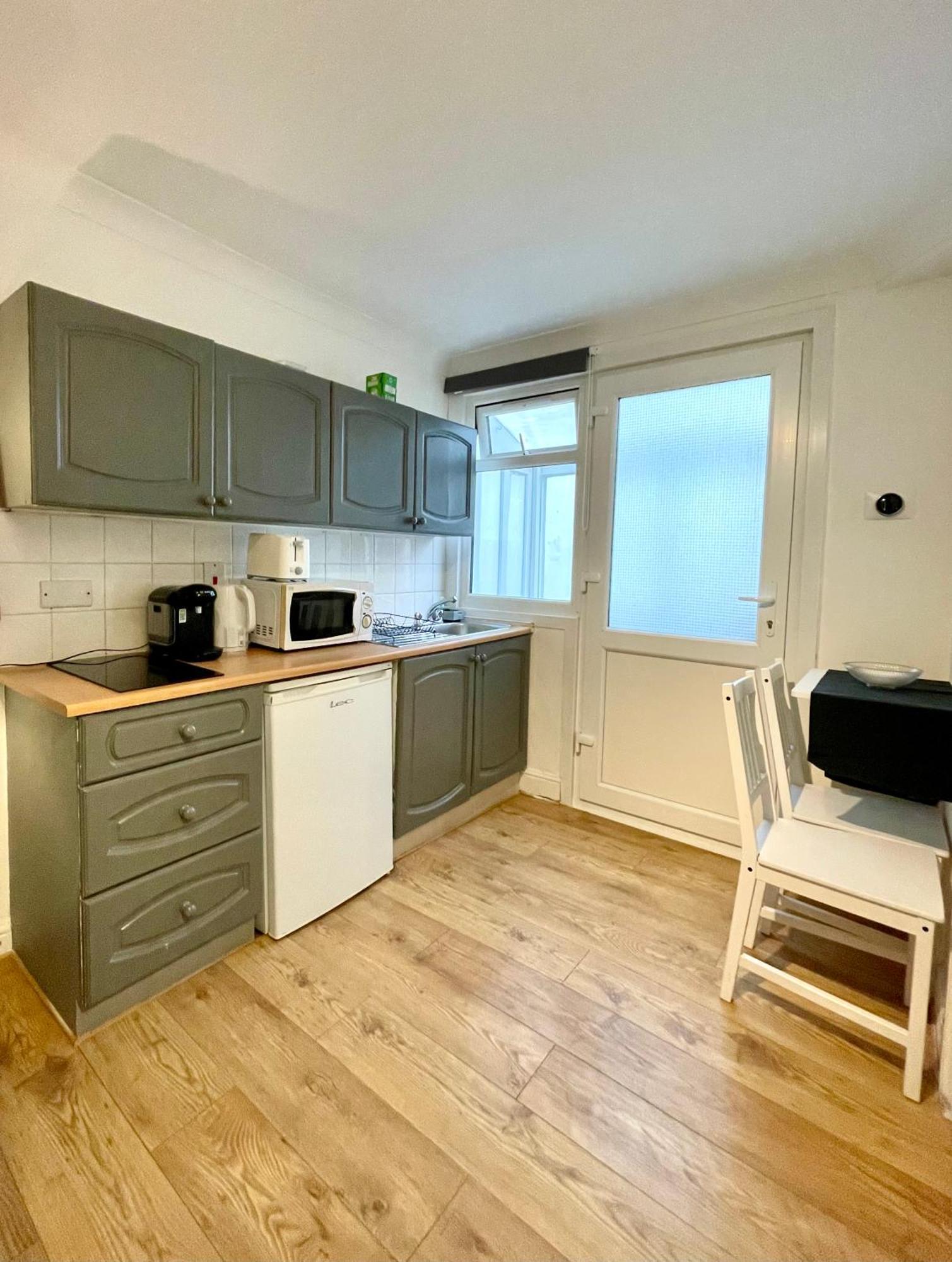 A Ground Floor Flat With Garden * London
