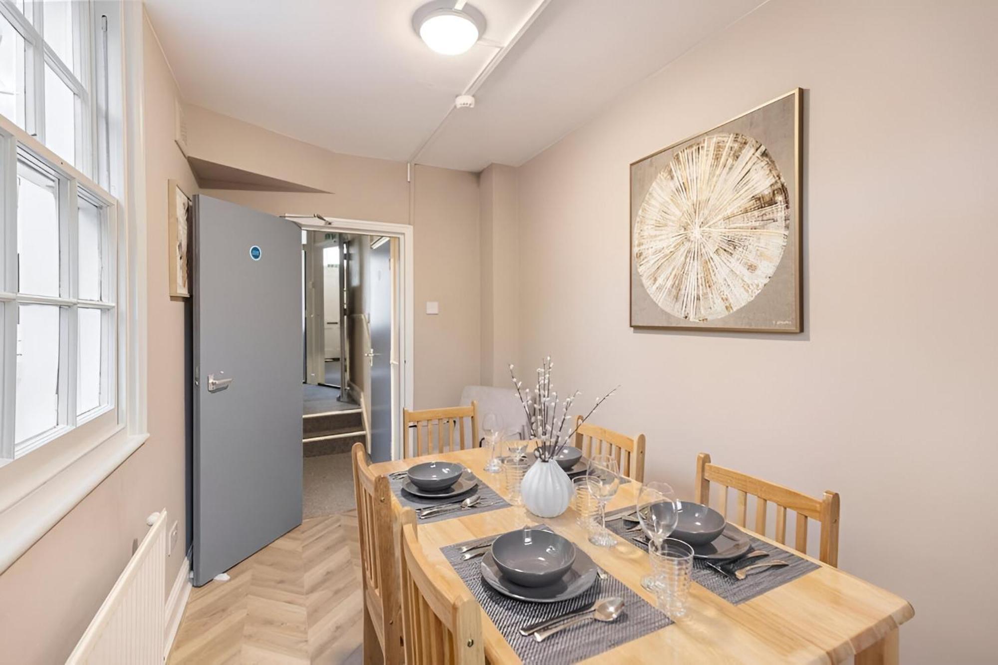 Leilighet 8br Gem In Prime Location Perfect For Group London