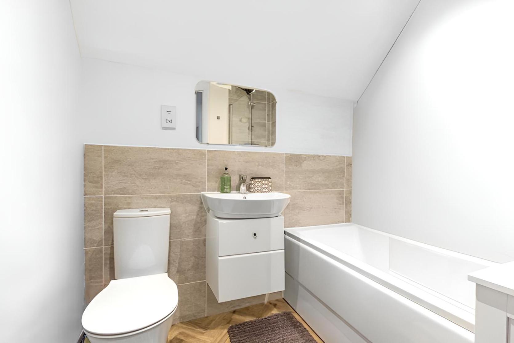 Apartment Your Camden Place, For 8 London