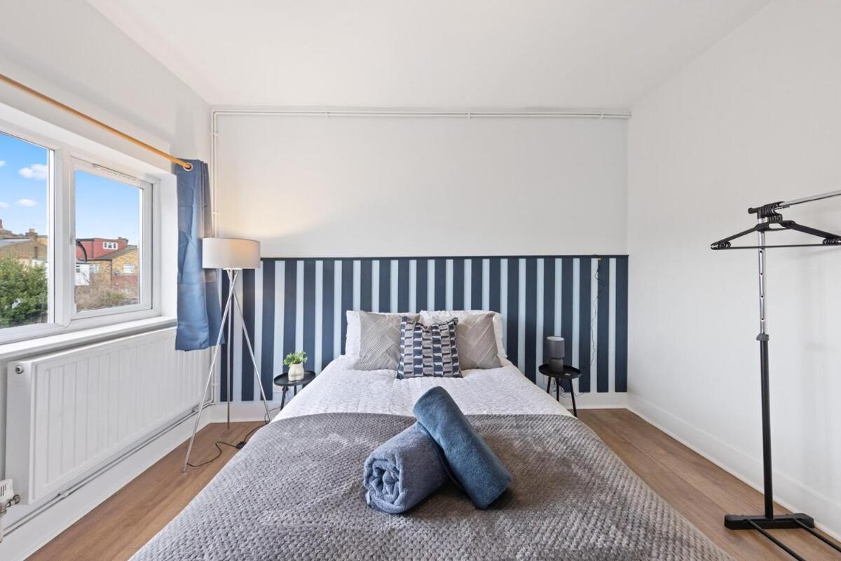 Holiday home Sleep 6 Close To Centre London