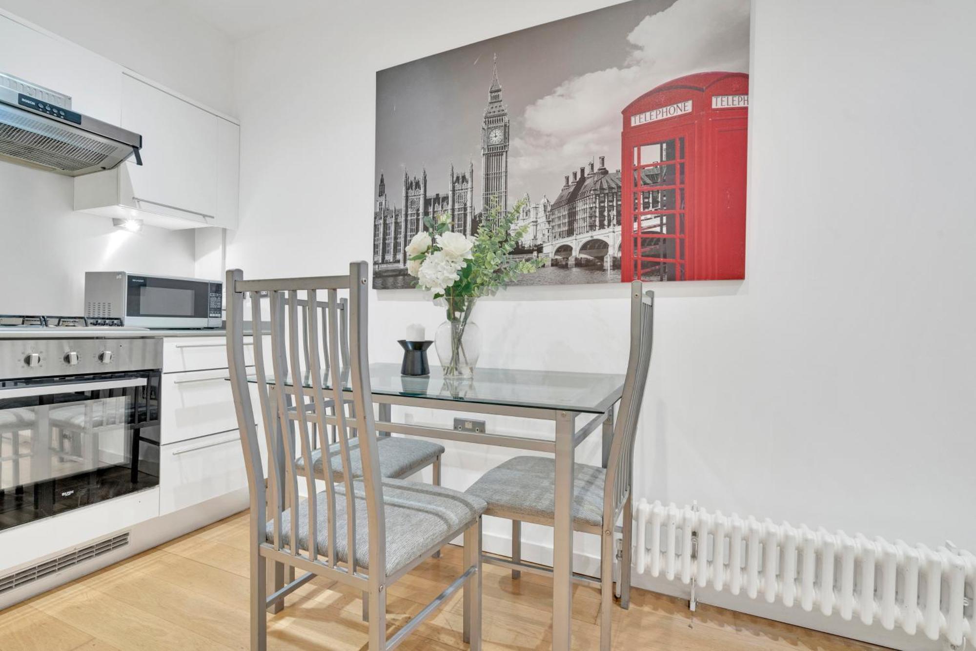 Cosy 1 Bedroom Camberwell Denmark With Great Transport Links Apartment London