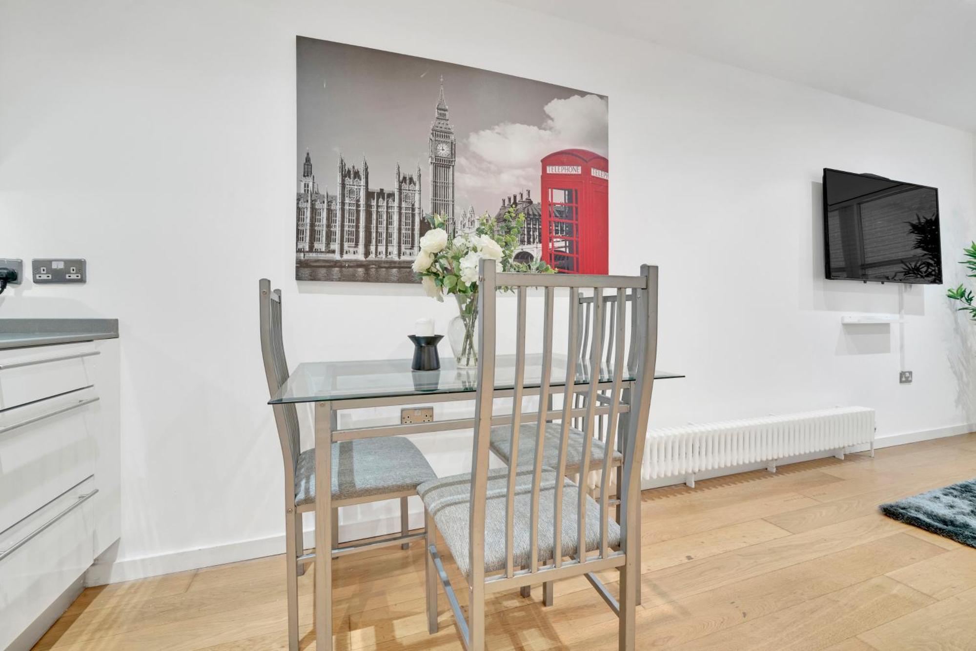 Apartment Cosy 1 Bedroom Camberwell Denmark With Great Transport Links