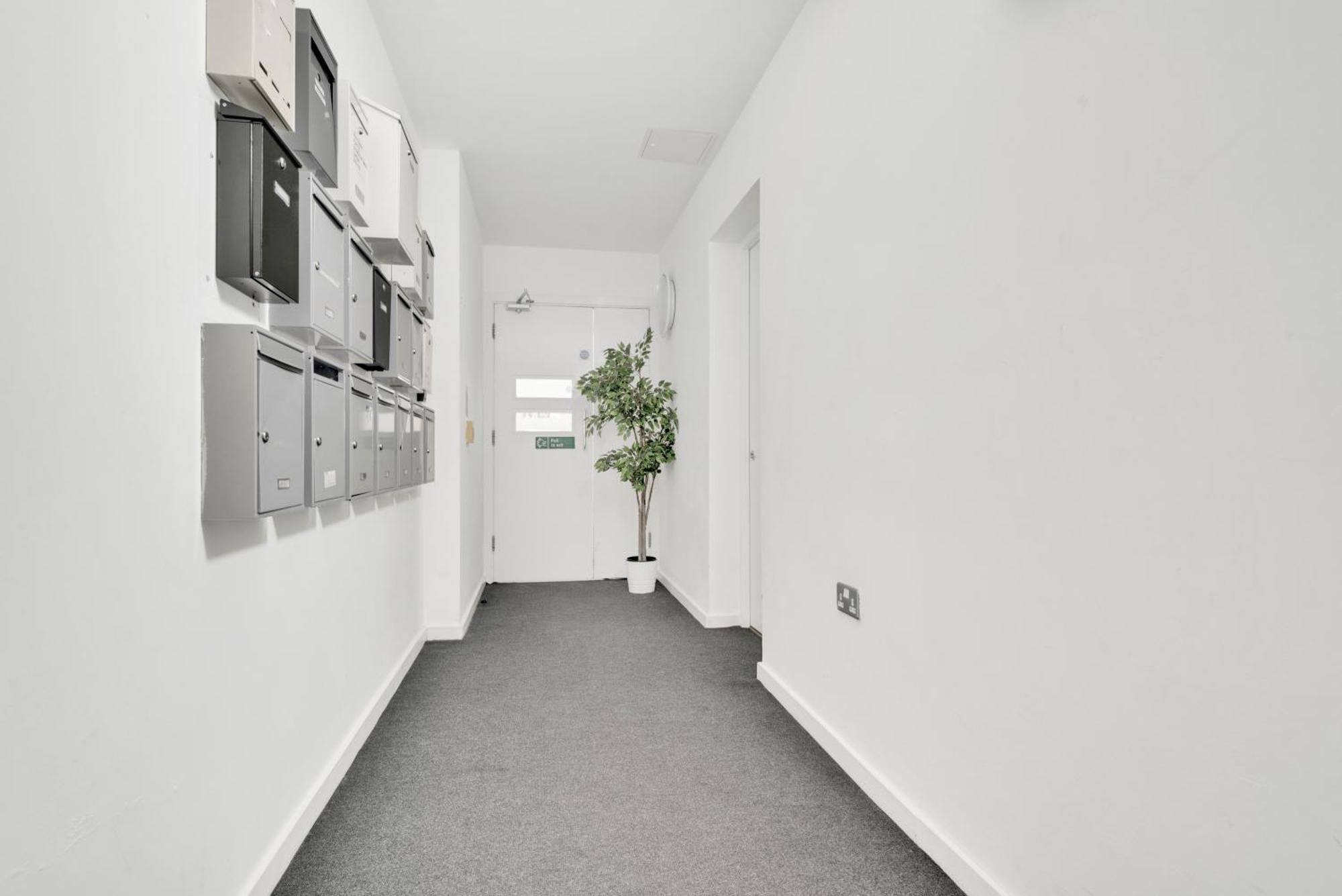 Cosy 1 Bedroom Camberwell Denmark With Great Transport Links Apartment *