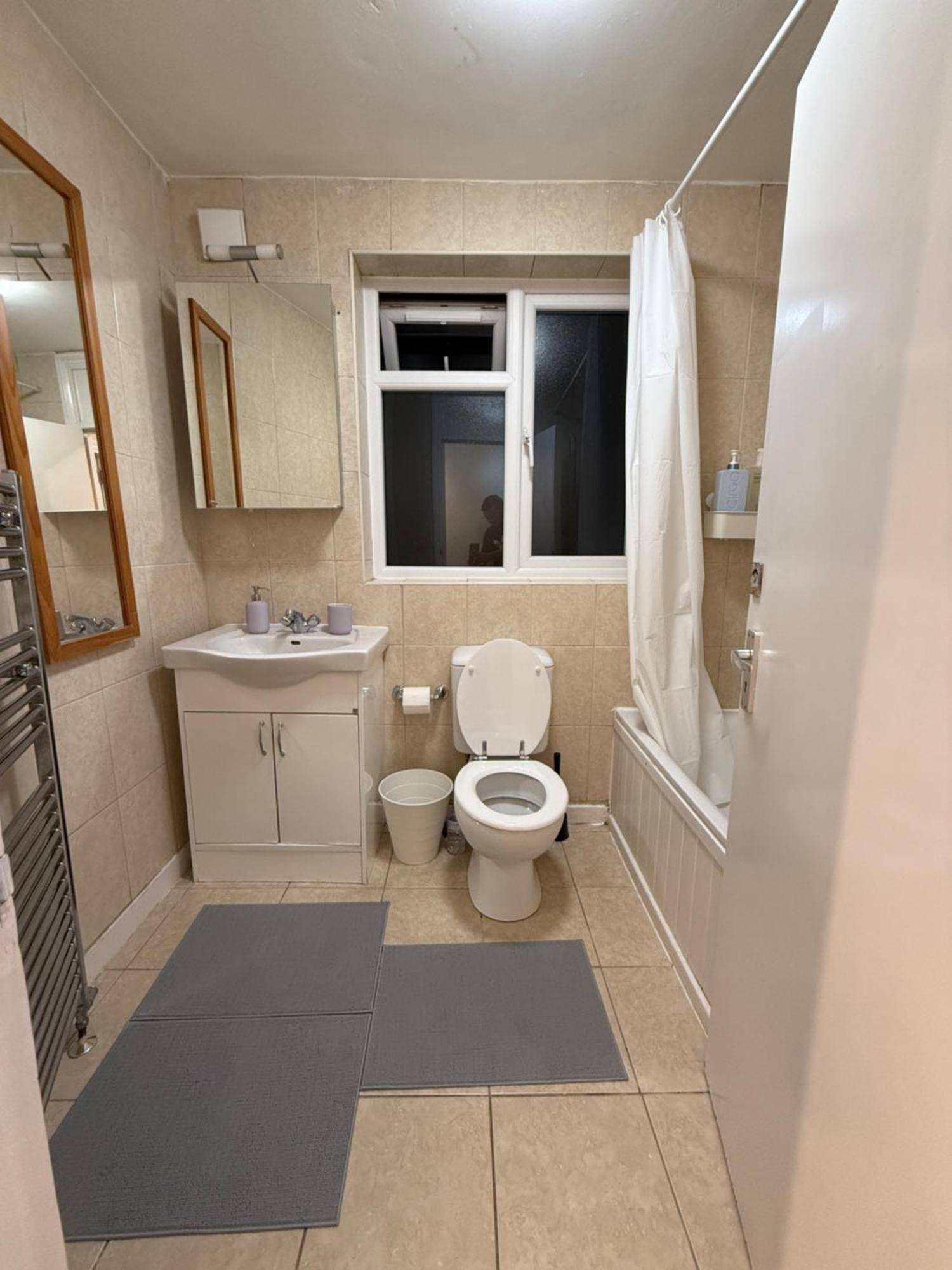 Guest house Cost Effective In Hammersmith *
