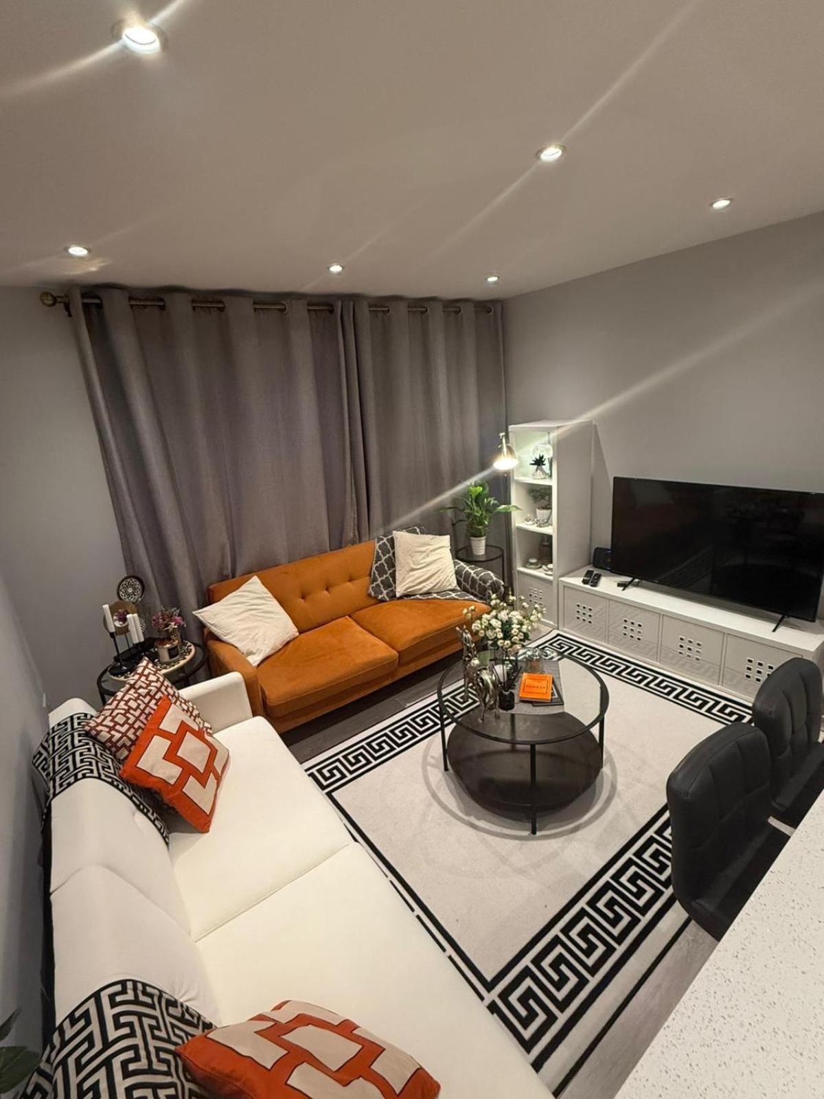 Luxury Cozy Modern Flat *