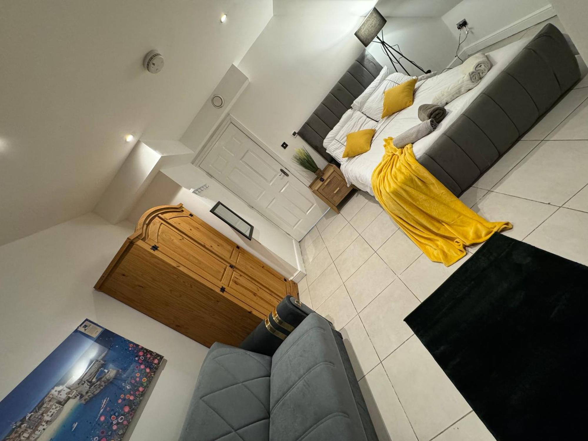 Gasthuis A Modern Luxury Penthouse Close To Tower-hil-canary Wharf-central