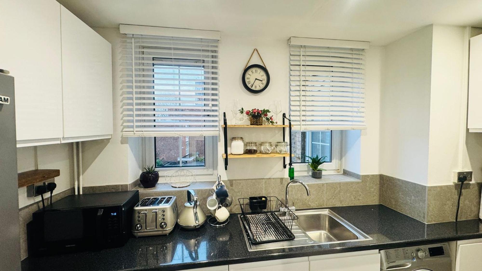 Gorgeous Near Canary Wharf Homestay *