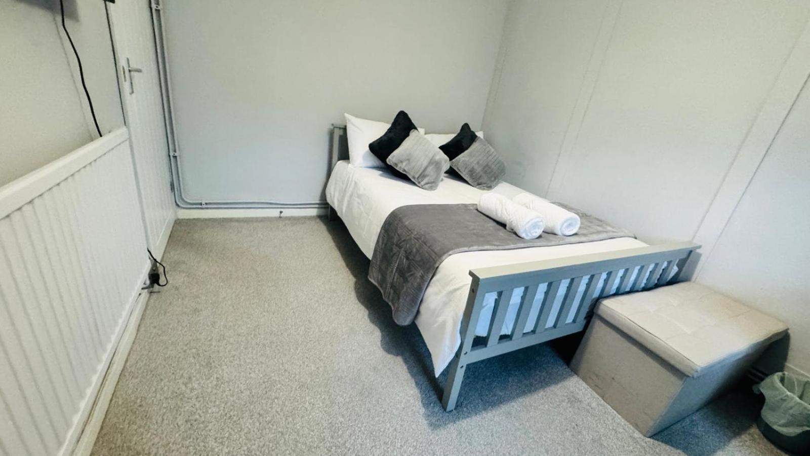 Gorgeous Near Canary Wharf *