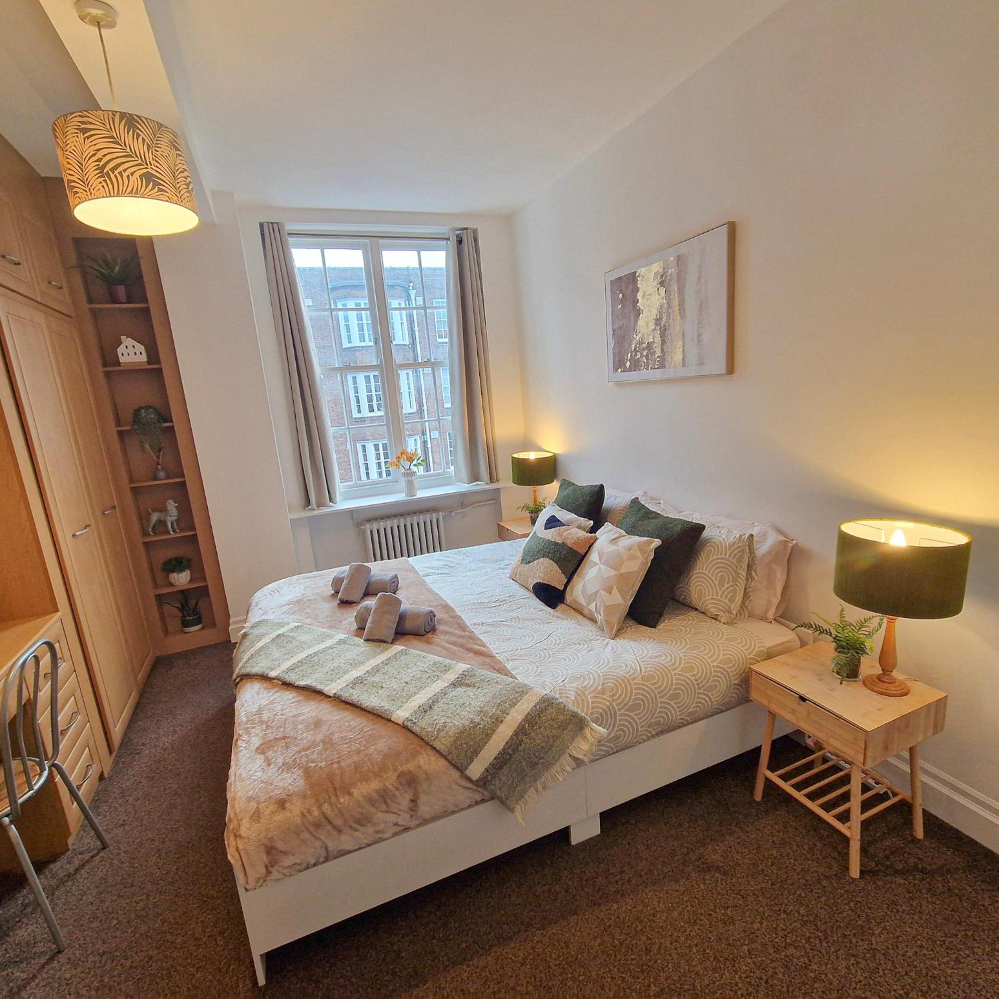 2-bed I Hyde Park I *