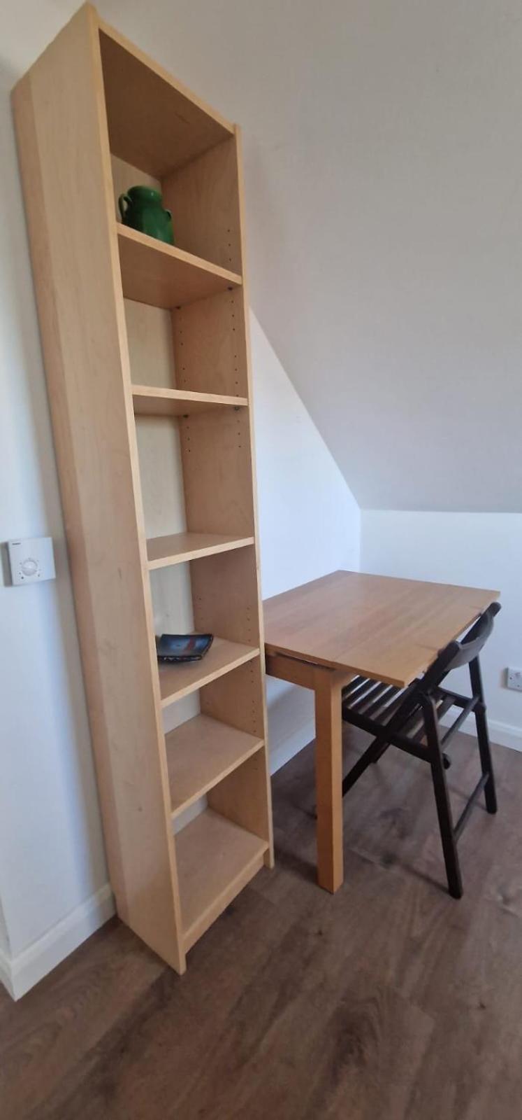 Muswell Hill Apartment *