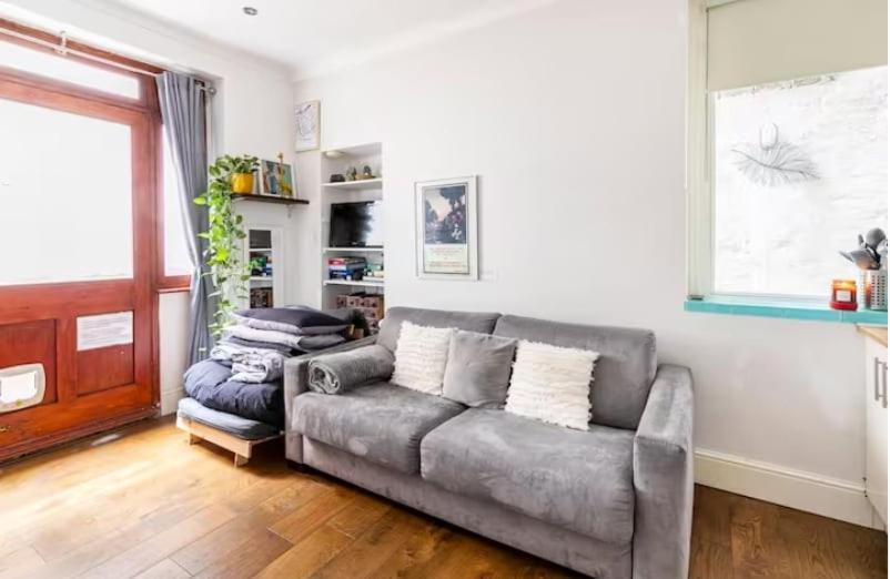 Leilighet Centre Garden Flat