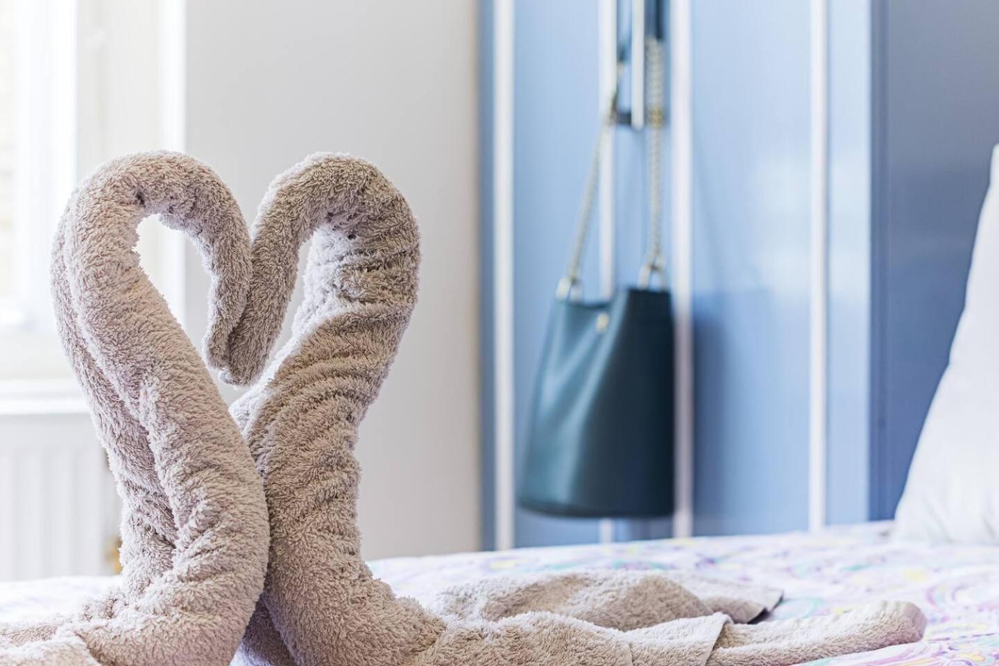 Apartment Private Homely Bedroom In Kensington R2 *