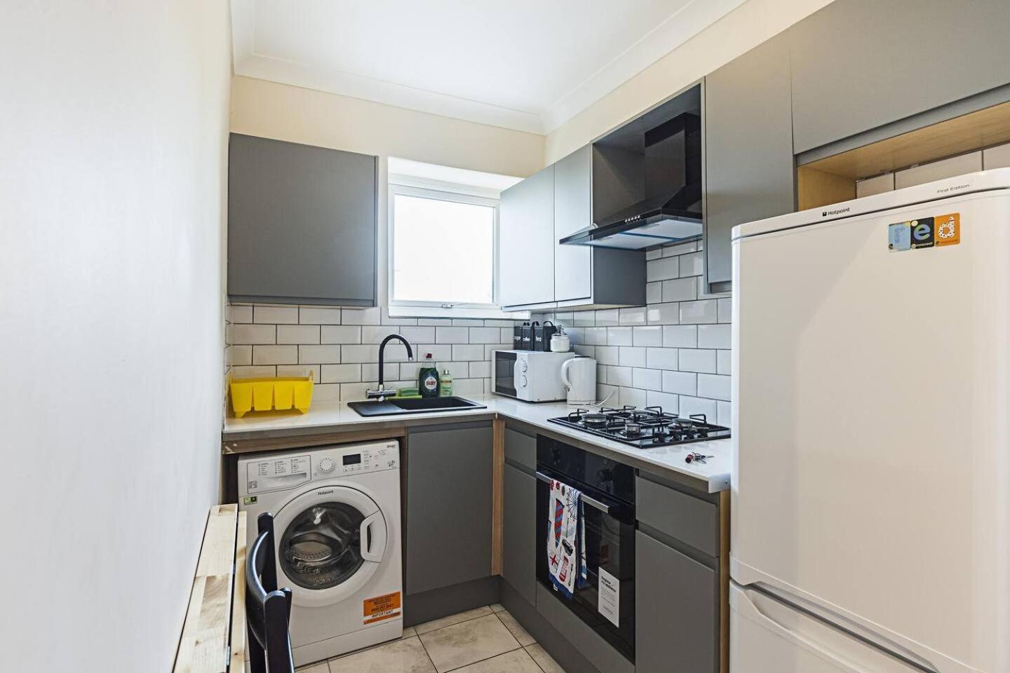 Apartment Private Homely Bedroom In Kensington R2