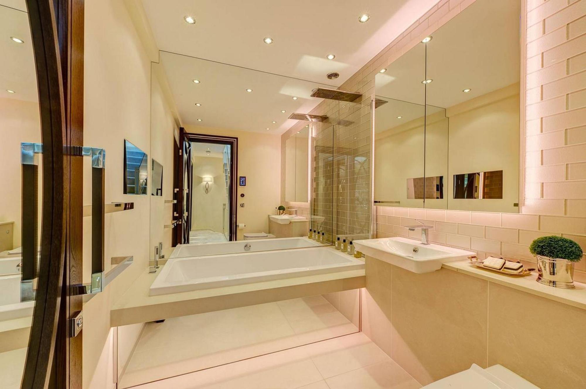 Apartment Luxurious Central Azbe