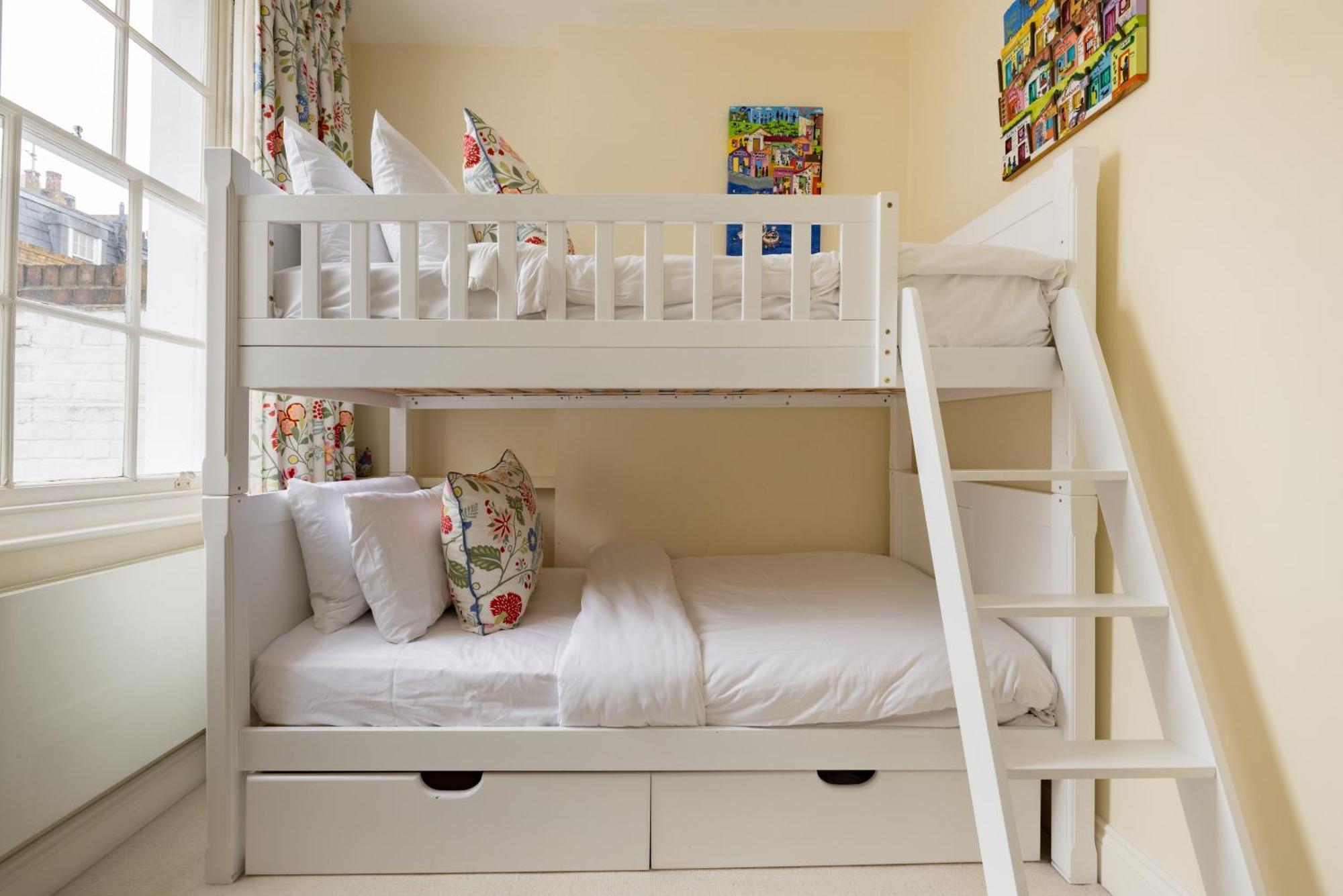 The Chelsea Abode - 4bdr With Terrace Apartment London