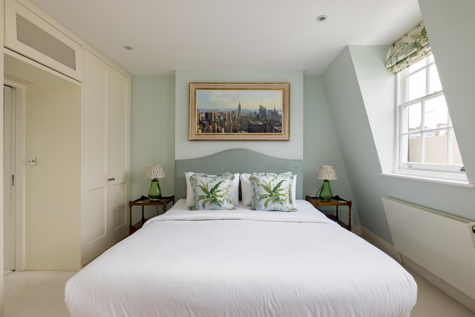 The Chelsea Abode - 4bdr With Terrace * London