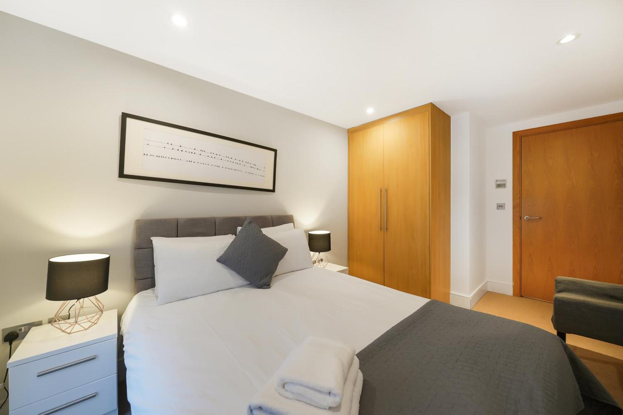 Modern In Bayswater Free Wifi & Aircon By Aparts Leilighet *