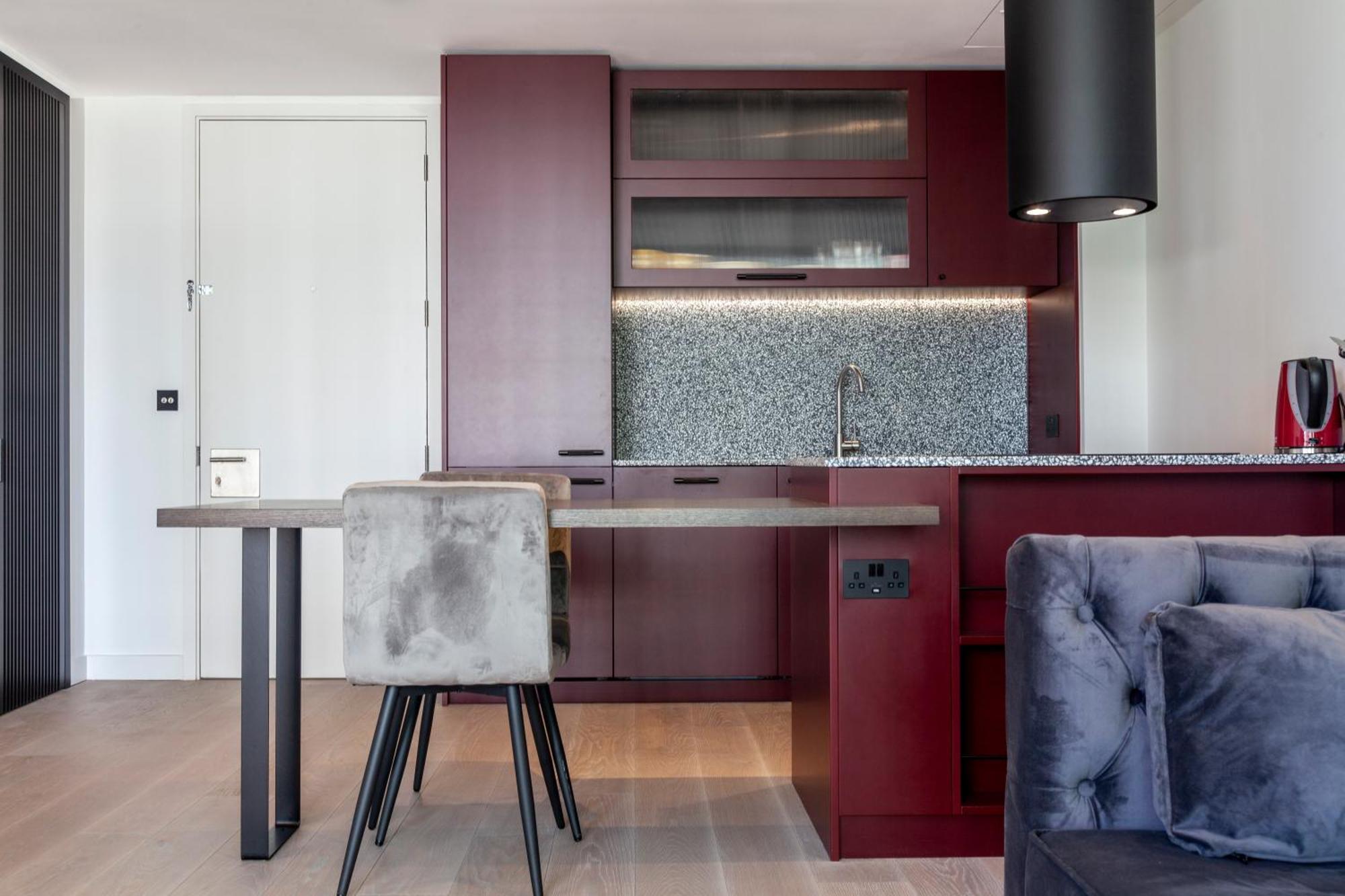 Amazing 1bdr Apartment, Communal Garden Apartment