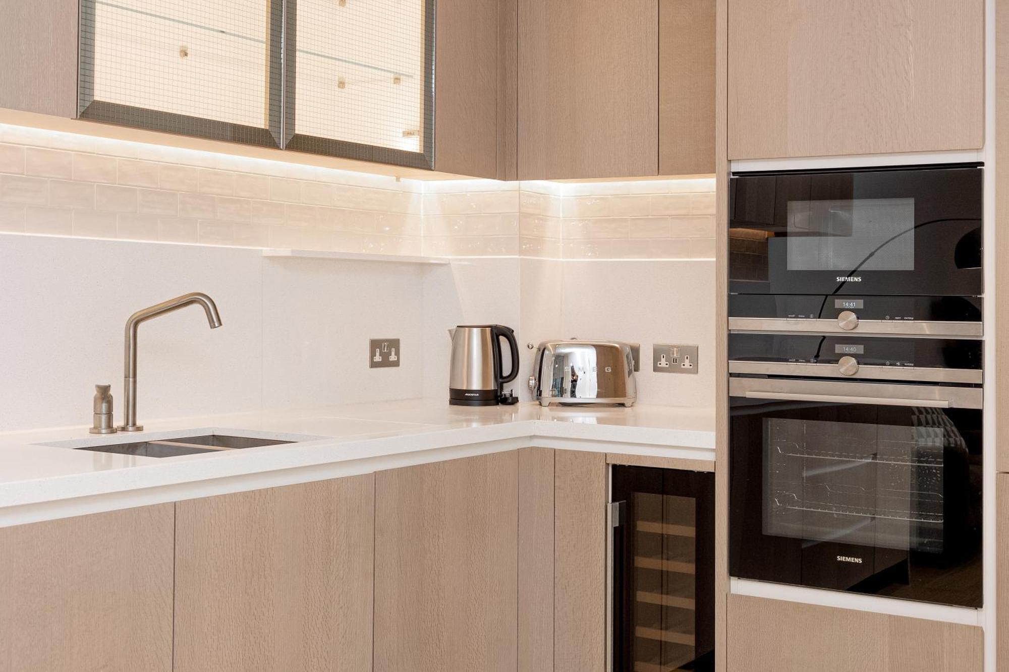 Apartment New Listing! 2br Flat, Battersea Park Station 5 Mn *