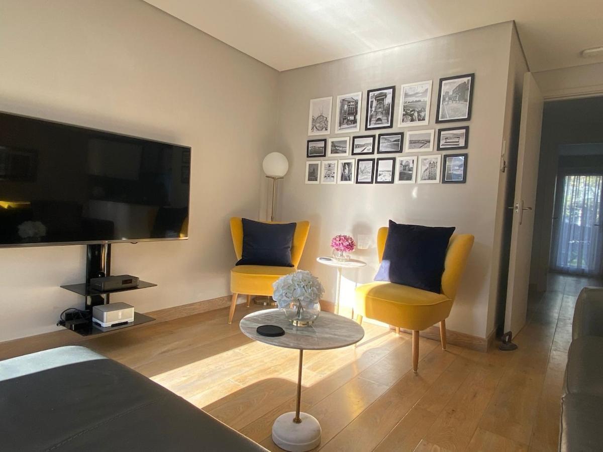 Modern Flat On Regent's Canal Apartment London
