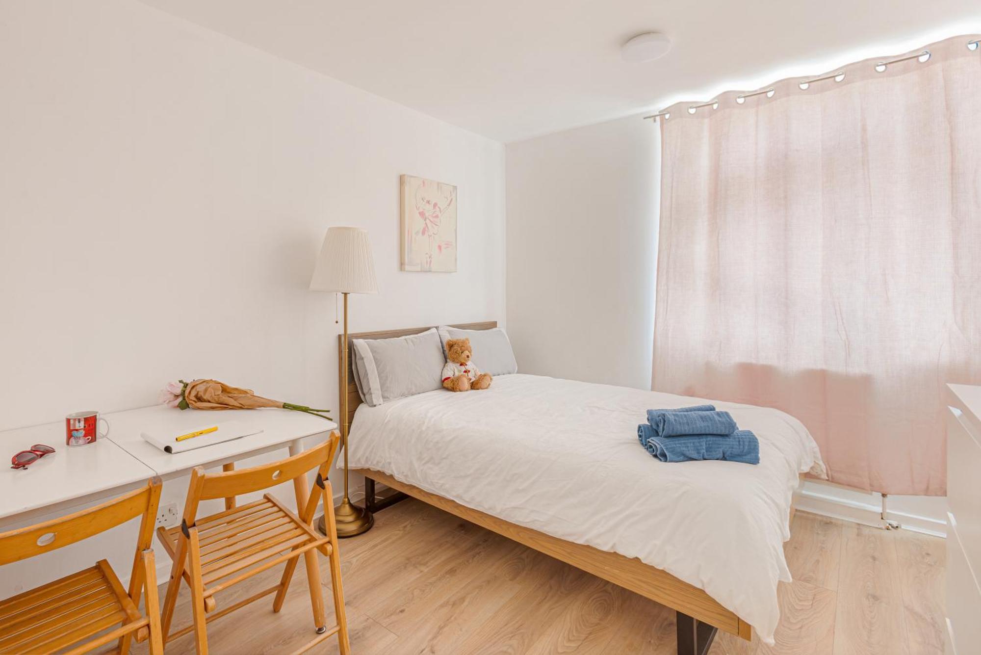 Guest house Rarefind Shepherds Bush Flat 1 Min To Tube Station *