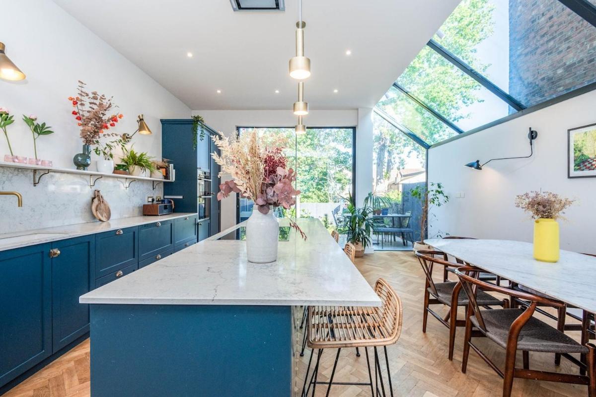 Newly Renovated 4 Bed - North Holiday home