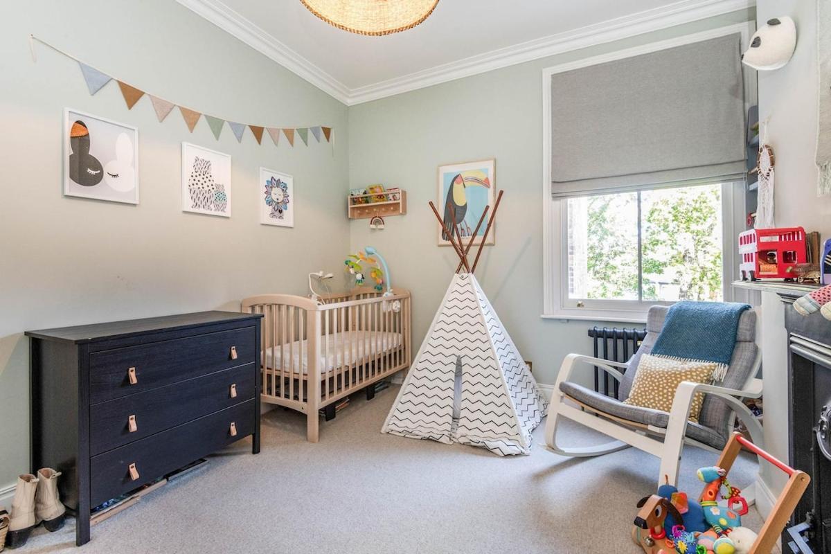 Holiday home Newly Renovated 4 Bed - North London