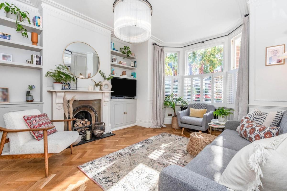 Newly Renovated 4 Bed - North Holiday home