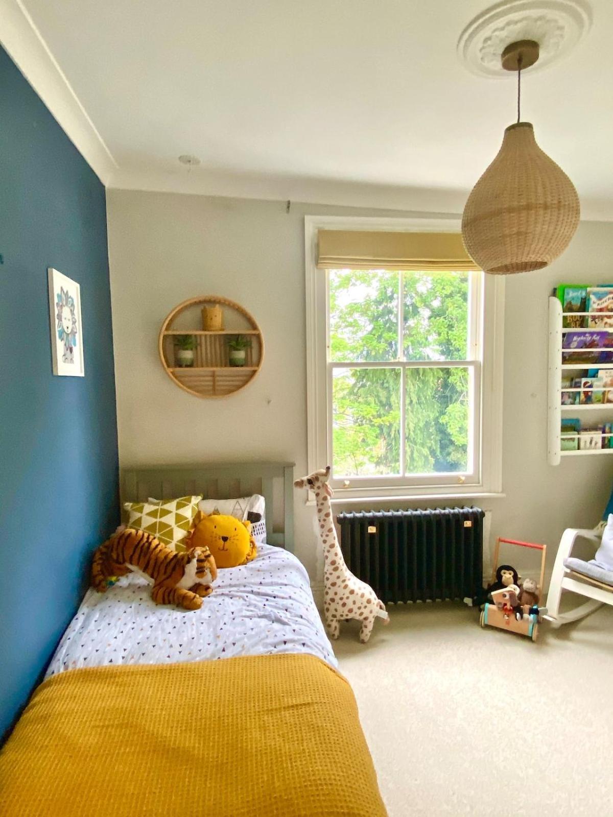 Newly Renovated 4 Bed - North