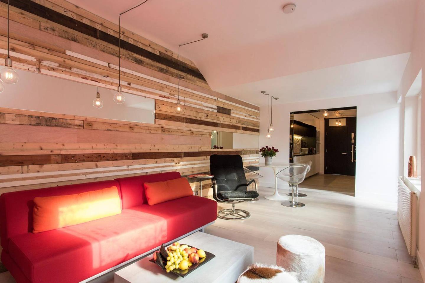 Quiet Queen's Park Courtyard Flat Apartment London