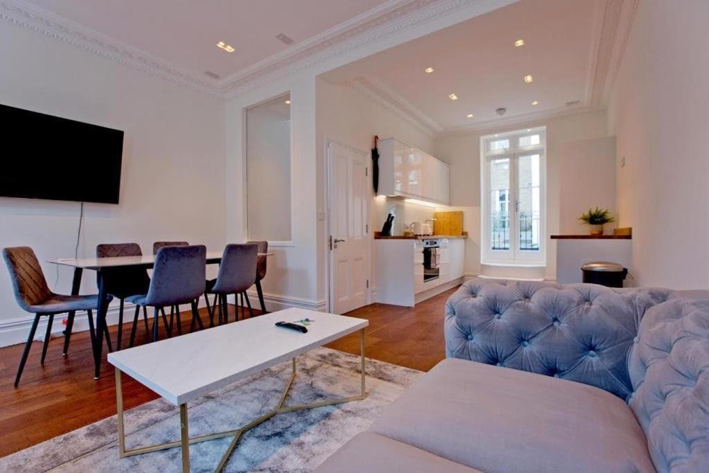 Charming 2-bed Holland Prk Rd Apartment *