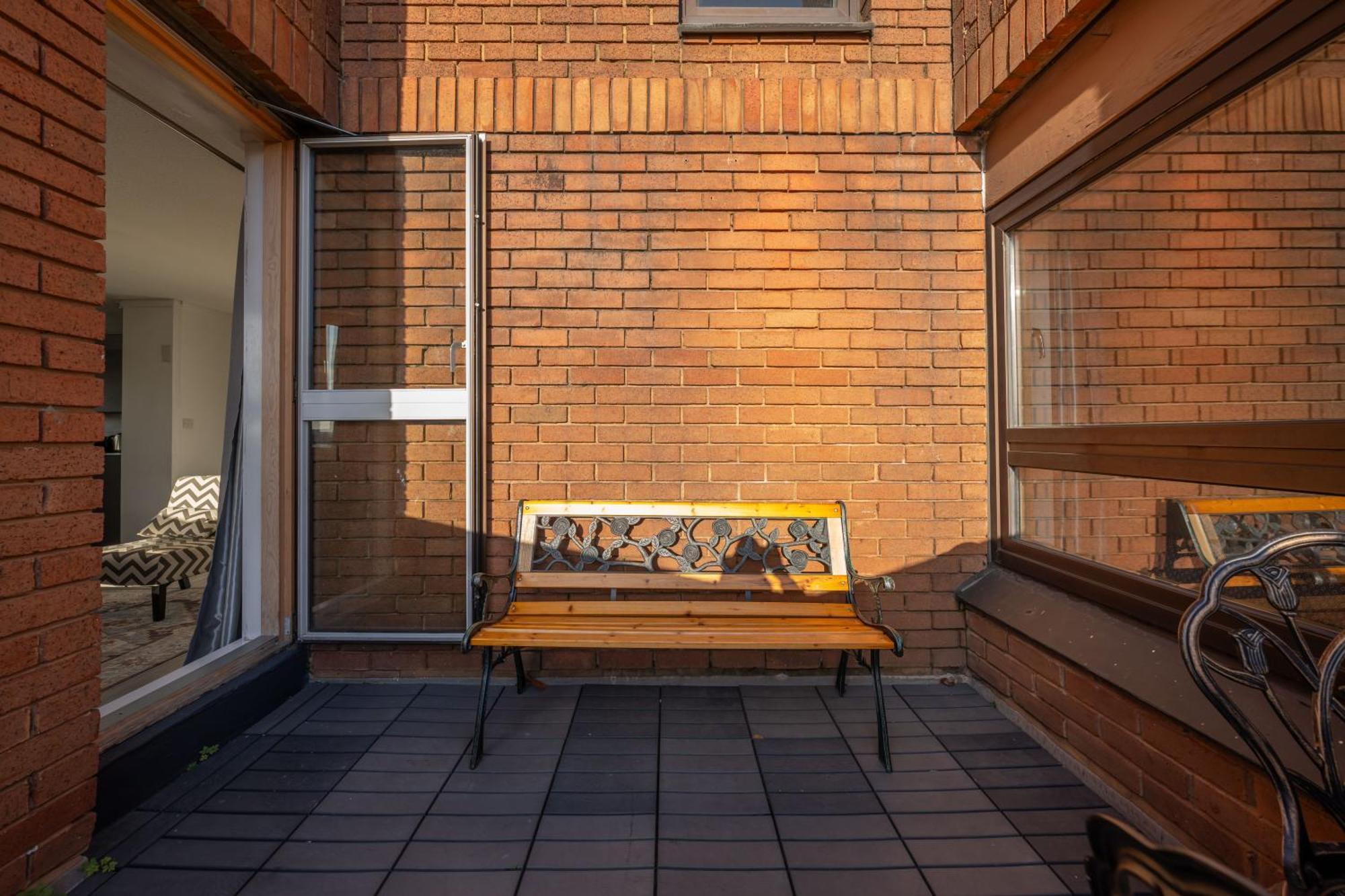 3 Bed Luxury In Chelsea, 2 King Size Bed, 1 Double Bed, Ideal For Families Apartment London