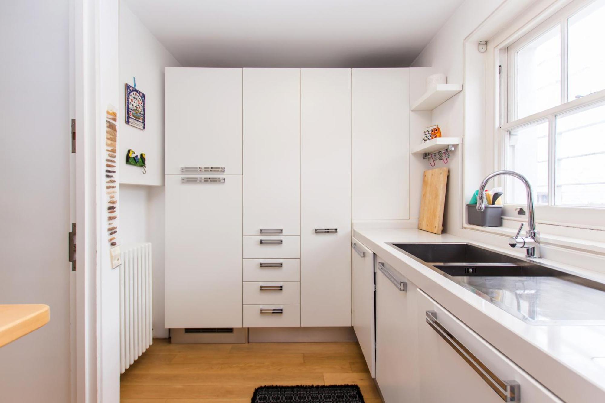 Unique Bright With Private Balcony London