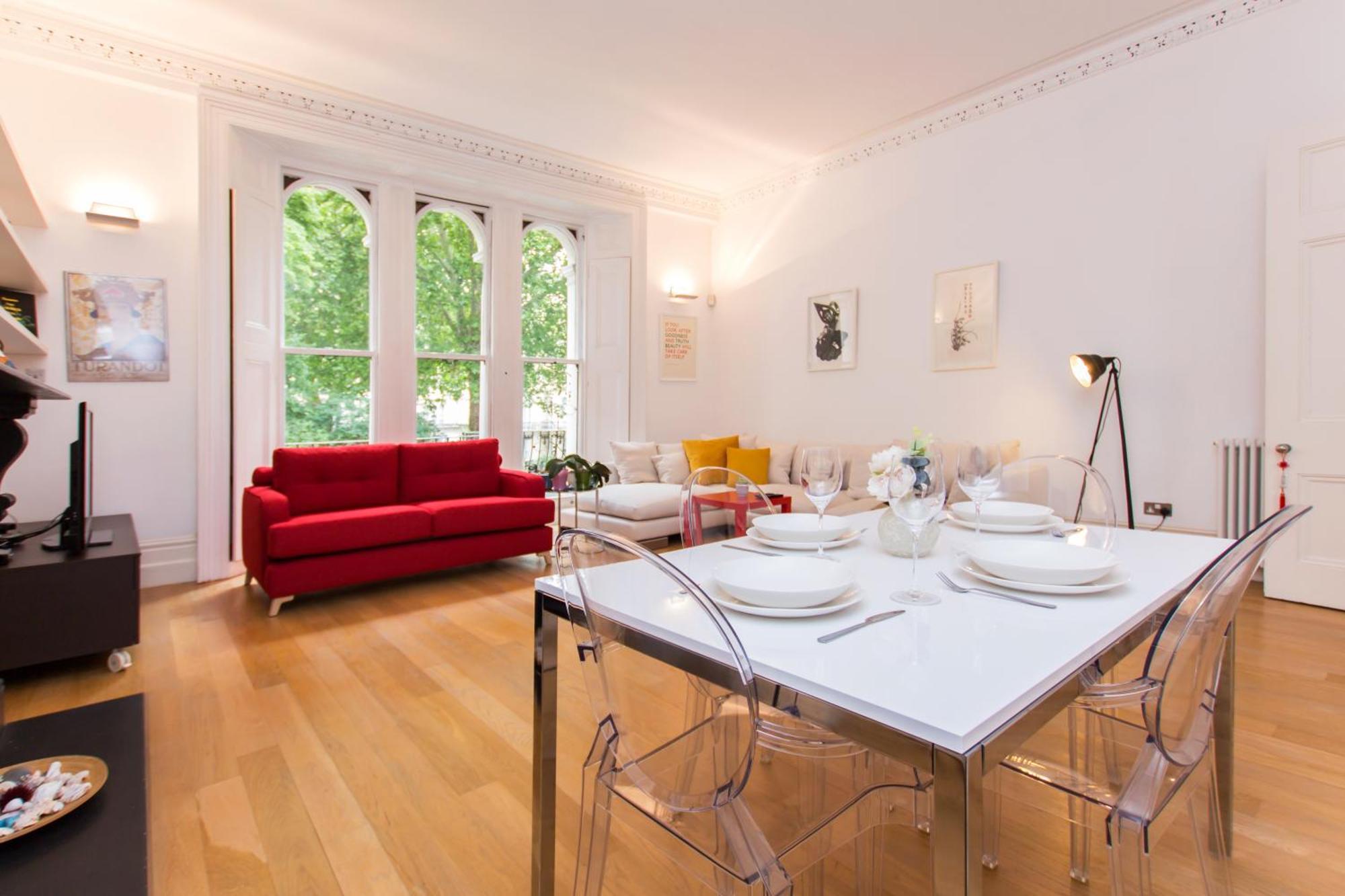 Apartment Unique Bright With Private Balcony