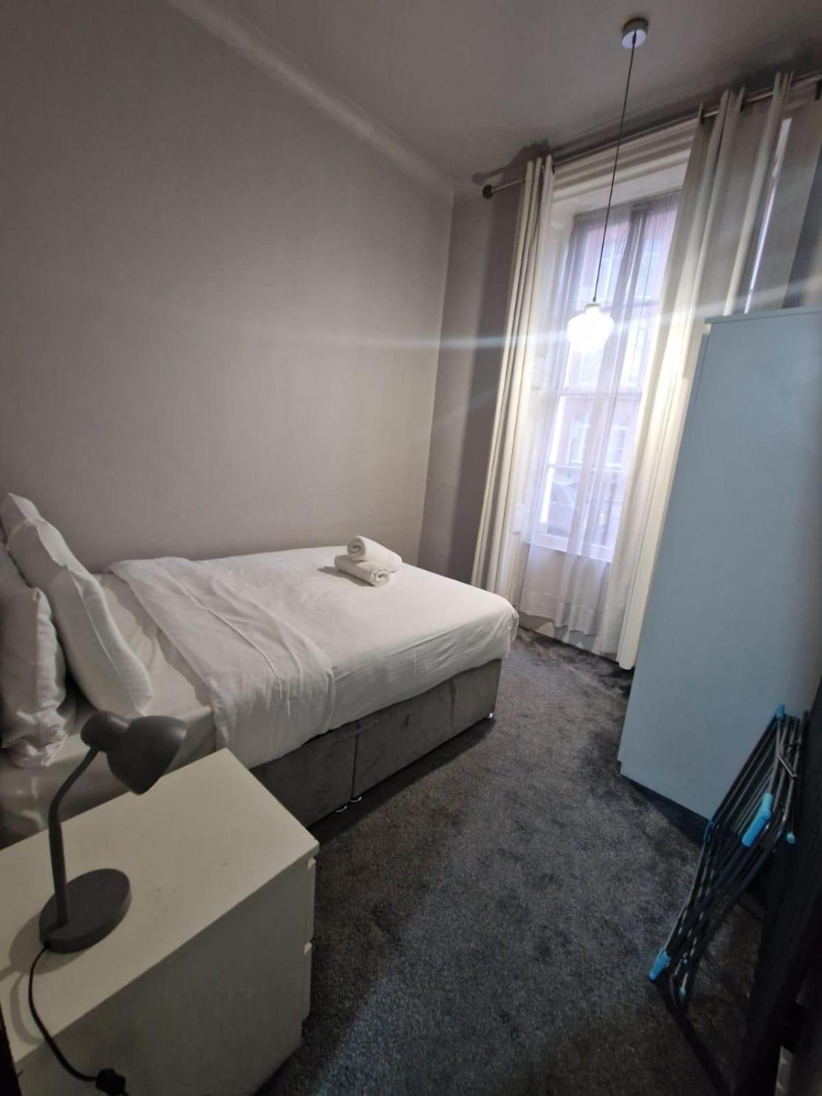 Baker Apartment *