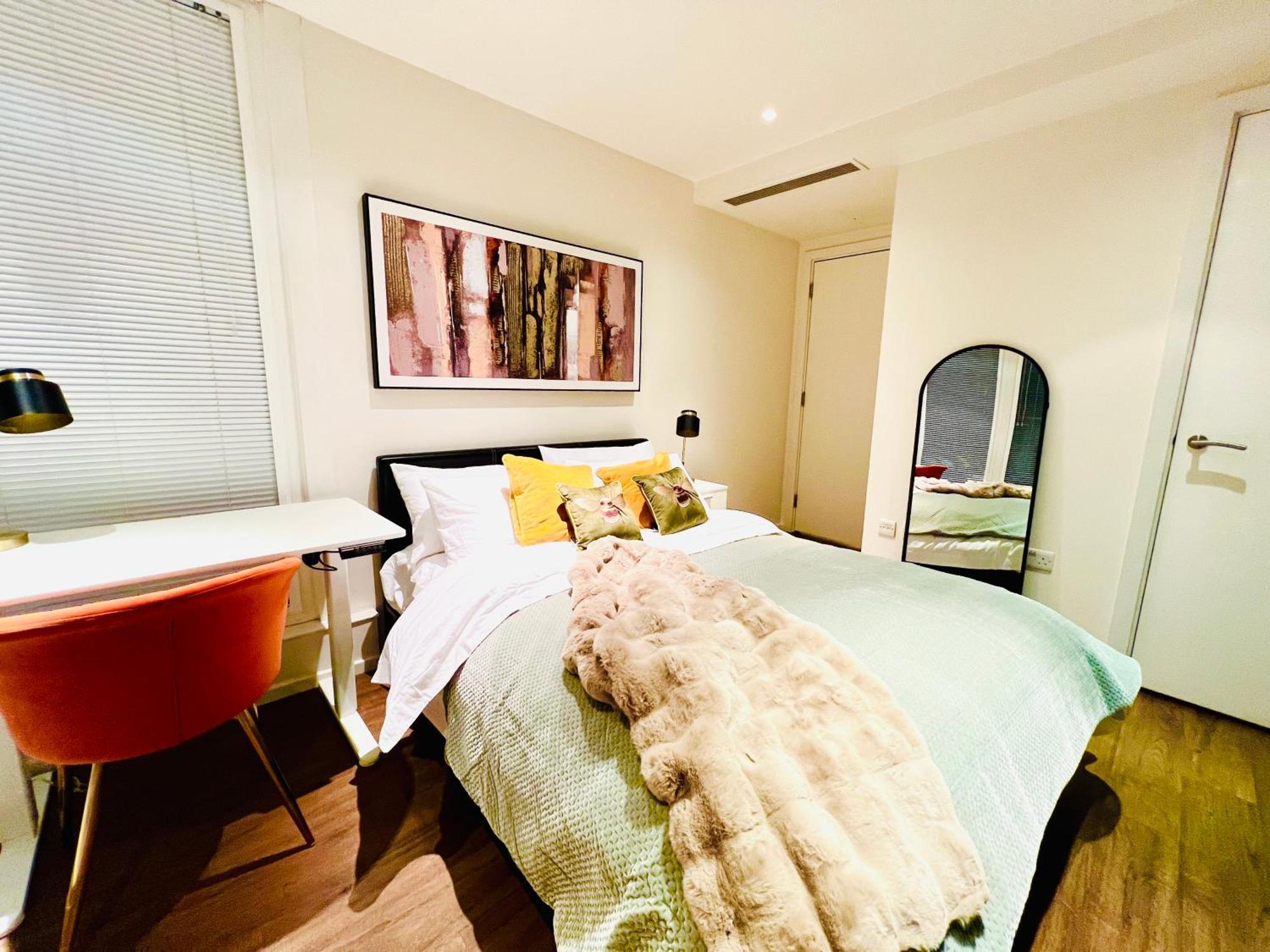High Standard Near Excel And Royal Victoria Station Apartment *